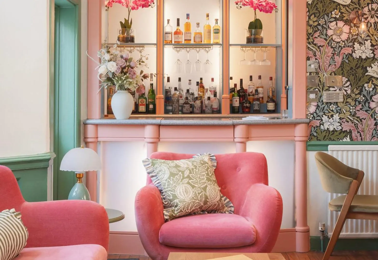 Harington\'S Boutique Hotel contacts